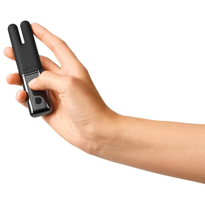 Le Wand Chrome DeuxBlack LE WAND Vibrators